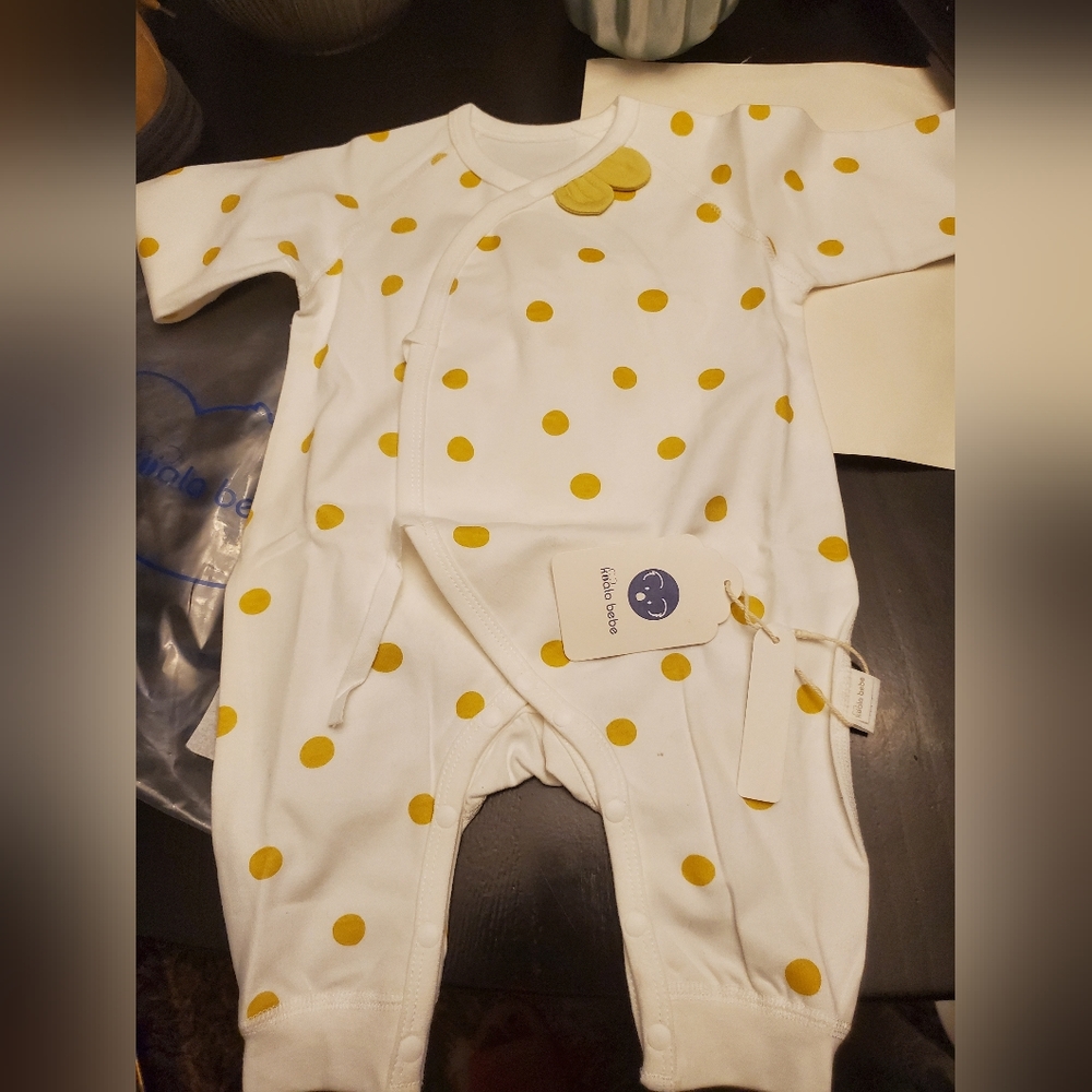 long sleeve onesie size 6-9 months.